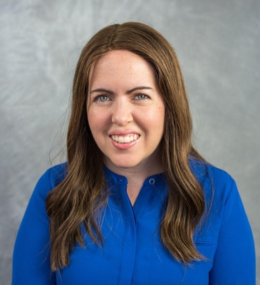 Ellie Davis Headshot