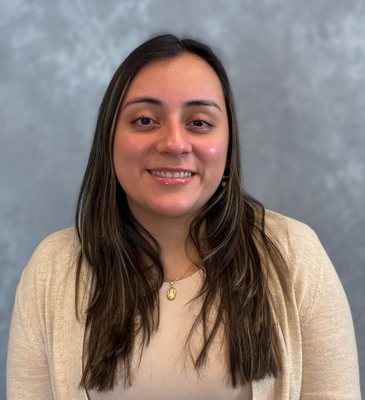 Stacy Santizo Headshot 1