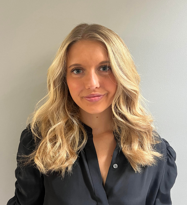 Cynthia De Marinis Headshot