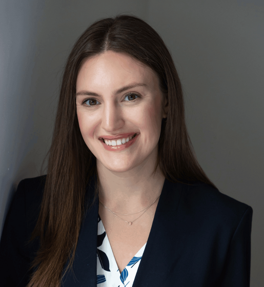Arianna Carpati Headshot
