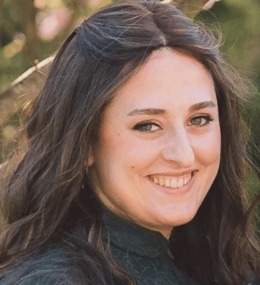 Devorah Rothman Headshot