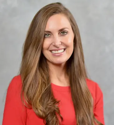 Kelly Graling headshot