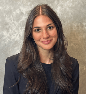 Emily Dugoff Headshot 1
